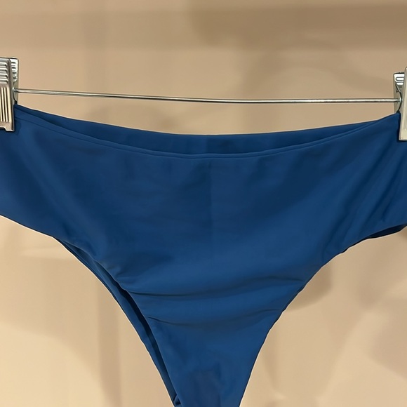 LAST CHANCE - Mikoh Swimuit Bikini - Picture 5 of 6